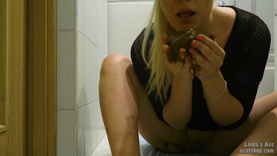 My Dirty Bathroom Games - FullHD Quality MPEG-4 Video 1920x1080 29.970 FPS 7364 kb/s - With Actress: Sexyass [1.05 GB] (2018)