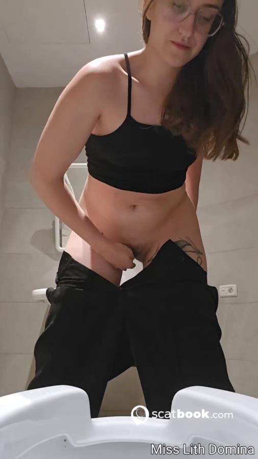 Taking a Shit Dump at the Mall with Miss Lith Domina P1 - SD  [122 MB] (2025)