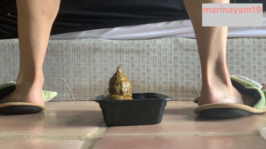Huge shit after 2 day hold - FullHD  - With Actress: MarinaYam [111 MB] (2026)